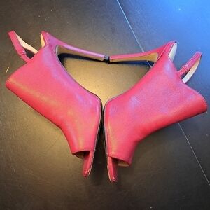 Charley Amar Red Leather Open Toe Sandal   Size 9.5